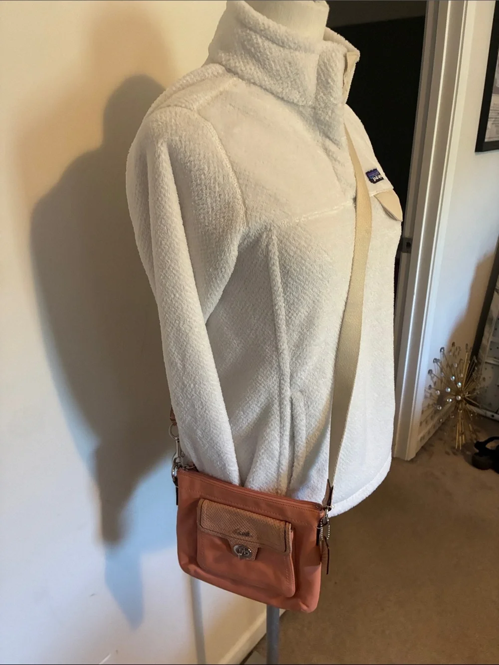 Coach Vintage Coral Pink leather Crossbody Swingpack Bag + silver turnlock